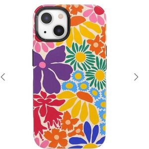 Casely “Flower Patch” iPhone 13